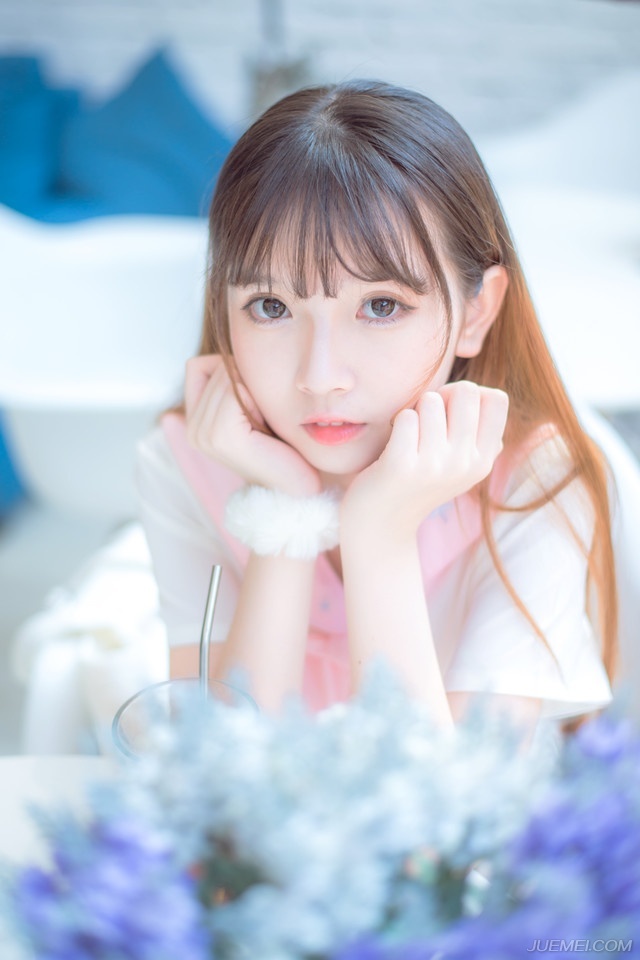 “除了他，还能有谁……”说到一半，夏侯惇突然反应过来，面色难看的看向曹操。